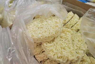 突查！后廚曝光！譚家刀削面、闊巷子等預(yù)包裝食品兼散裝食品門店引關(guān)注